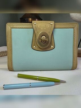 Coach Legacy Turnlock Agenda Cover Seafoam Teal Leather Planner Cover Rare Y2K